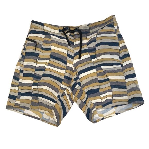 Patagonia mens shorts size 38  zip pocket 3D print - Picture 2 of 8